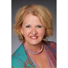 Margie Medlin's Instagram, Twitter & Facebook