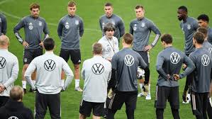 Stefan ortega shouldn't plan on anything this summer and shouldn't book a vacation: Dfb Fahrplan Start 2021 Mit Doppelspieltag In Duisburg Kicker