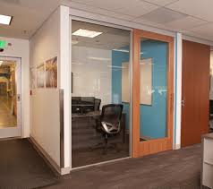 At space plus, we offer commercial interior glass door solutions for glass office partitions, office cubicles, room dividers, privacy wall enclosures & for other commercial spaces. Sliding Office Doors Benefits In The Workplace Ad Systems