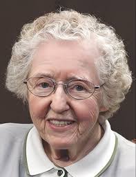 Donna Dymond's Instagram, Twitter & Facebook