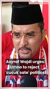 Trump pardons 73 people, including Steve Bannon, rapper Lil Wayne