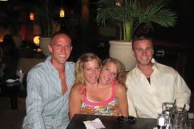 Content licensed from figure 8 films. 20 Ideen Hassliche Sachen Zu Verstecken Siamesische Zwillinge Zwillinge Siamesisch