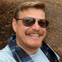 Boomers are sharing their never-before-seen hiking photos from the 1970's