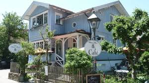 Blaues haus oberstaufen, bavaria, germany blaues haus opening hours blaues haus address blaues haus phone blaues haus photo coffee shop cafe. Das Blaue Haus Von Aussen Picture Of Cafe Blaues Haus Oberstaufen Tripadvisor