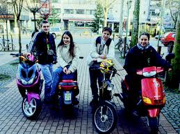 Versichern sie ihr mofa, moped oder ihren roller mit unserem kaufvertrag lässt sich ein auto einfach zwischen privatleuten übereignen. Mofa Kaufvertrag Vms Verkehrswacht Medien Service Gmbh