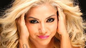 Te contamos en exclusiva quién sería el tercero en discordia en la pelea. Gladys La Bomba Tucumana Entre Lagrimas Golpes Y Sacrificio La Dura Vida De La Reina De La Bailanta Infobae