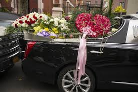 What color flowers should you use in a funeral bouquet? Funeral Expenses Higher Near Nyc Especially Parts Of Long Island