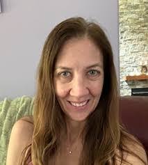 Catherine Mccomb's Instagram, Twitter & Facebook