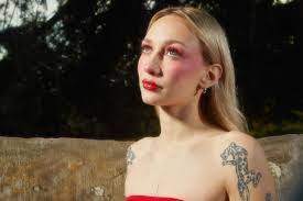 Bianca Parr's Instagram, Twitter & Facebook