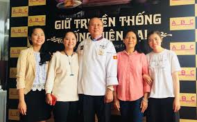 Chuyện kinh doanh nhà ABC Bakery: Vua bánh mì Kao Siêu Lực hé lộ giành con  gái với Chính phủ Singapore về nối nghiệp