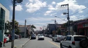 Jardim Brasil é um bairro da cidade de São Paulo, situado no distrito de  Vila Medeiros, na zona norte da cidade. É um bairro plano, a dois  quilômetros da Rodovia Fernão Dias (