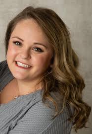 Please help us welcome our new 4K teacher, Mrs. Kristen Mayhall, to the  Riverton family! My name is Kristen Mayhall and this will be my first year  at Riverton Elementary School. I