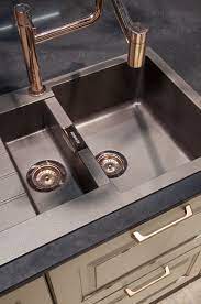 sink and tap in copper for the kitchen genel mutfak ic dekorasyonu mutfak fikirleri mutfak dolaplari