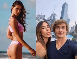 Zverev and sharipova are no longer a couple. Sascha Zverev Having Fun With His Girlfriend Brenda Patea Before Playing Cecchinato In Ao Debut Video Tennis Tonic News Predictions H2h Live Scores Stats