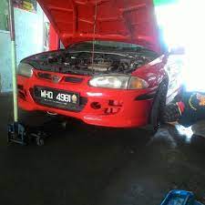 Perusahaan otomobil nasional sdn bhd ditubuhkan oleh tun dr. Bengkel Kereta Yik Tak Automotive Shop In Tanjong Malim