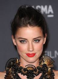 Rate Amber Heard : r/VindictaRateCelebs
