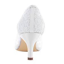 Bella belle shoes è conosciuta e famosa per le nostre calzature da sposa in pizzo , amate da tante spose e persino damigelle sui social media, in particolare instagram, poiché le calzature sono sia senza tempo che molto alla moda. Emily Bridal Scarpe Da Sposa Sandali In Pizzo Con Tacco A Righe In Raso Scarpe Col Tacco Scarpe Da Donna Bepco Ee