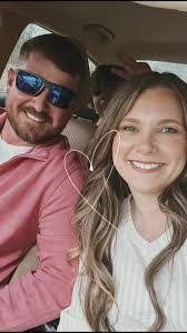 Ashley Wing's Instagram, Twitter & Facebook