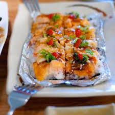 Sushi Pizza Mio Sushi Nw Portland Food Food To Make Sushi