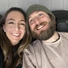 Samantha Tsokris's Instagram, Twitter & Facebook