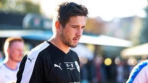 Es hatte sich über die vergangenen wochen angedeutet, gestern wurde es vom vfl offiziell bekannt gegeben: Kevin Pannewitz Oder Das Leben Ist Eine Achterbahnfahrt Ndr De Sport Fussball