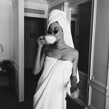 Best Black And White Photography Quotes Pinterest Skyllaaarrrr Photoshoot Black And White Photography