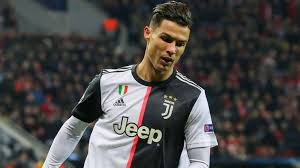 Born wojciech tomasz szczęsny on 18th april, 1990 in warsaw, poland, he is famous for goalkeeper for arsenal. Juventus Goalkeeper Wojciech Szczesny Celebrates Birthday With His Wife And Kid Photo