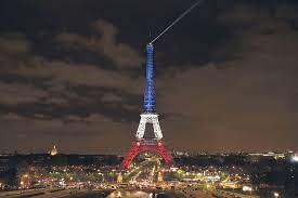 High heels, kletterausrüstung und eine gehörige portion mut! Frankreich Angriff Am Eiffelturm Anti Terror Ermittler Ubernimmt Politik Tagesspiegel
