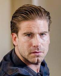 De naam kan ook als kevyn gespeld worden. Kevin Janssens Unifrance