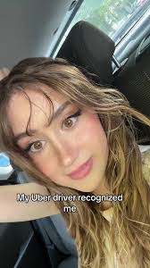 Aurora Lang's Instagram, Twitter & Facebook