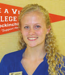 Stacie Rouse's Instagram, Twitter & Facebook