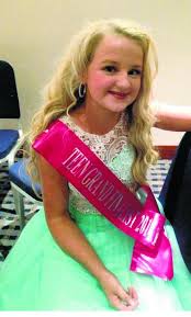 Kuaför / berber ve kozmetik mağazası. Inverclyde Beauty Queen Needs Funding Help For Contest In Paris Greenock Telegraph