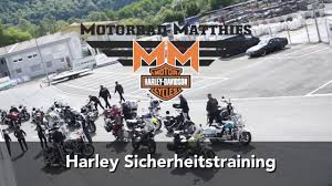Fahrsicherheitstraining Speziell Fur Harley Davidson Youtube