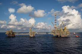 Petronas together with the malaysian maritime enforcement agency (mmea) and national film development corporation malaysia (finas) released a kempen keselamatan di laut jauhi pelantar. Sektor Minyak Dan Gas Di Malaysia Root Of Science