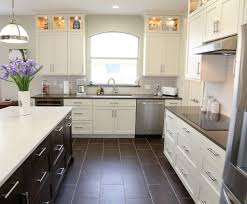 Espresso dark kitchen cabinets white quartz countertop. Cedar Park Transitional White Kitchen With Espresso Island And Stacked Cabinets Ub Kitchens Beautiful Kitchens Start Here