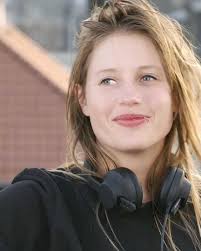 Sgadi Li Mi got released 1 year ago and is still listed in the beatport  techno top 100 chart. Thank you all for the massive support 👊🏼 #KNTXT006  Charlotte de Witte