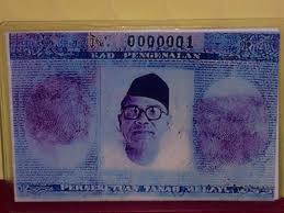 Sistem penomboran yang membolehkan kad kredit, debit atau kad lain dikenalpasti sebagai dikeluarkan oleh institusi kewangan tertentu. Kad Pengenalan Sejarah Dan Evolusi Memacu Kepintarannya Daily Rakyat