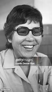 28 Louise Gonzales Stock Photos, High-Res Pictures, and Images