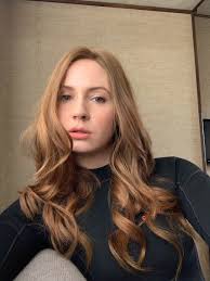 Karen sheila gillan (/ ˈ ɡ ɪ l ə n /; Karen Gillan On Twitter Wet Suit Only One More Day Left On This Film Thebubblemovie