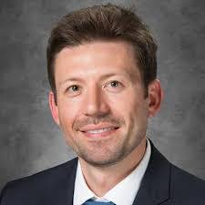 Justin Deen's Instagram, Twitter & Facebook