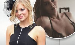 Home and Aways Samara Weaving denies nude photo leak | Daily Mail Online
