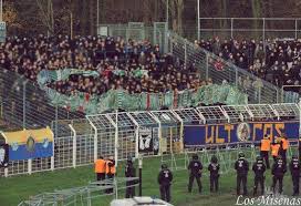 Bsg chemie leipzig, like many east german clubs, has a long, complex history. Faszination Fankurve Pyro Spielunterbrechungen Geklaute Zaunfahnen Spruchbander Wasserwerfer Fliegende Raketen Grosses Fotoupdate Vom Derby Lok Leipzig Gegen Bsg Chemie Online Lokbsg Https Www Faszination Fankurve De Index Php Head