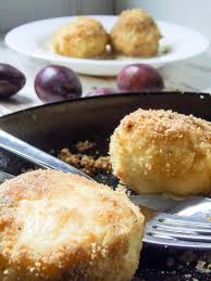 Zwetschgenknodel Wie Von Omma Inklusive Vegane Variante Mini Me Rezept Zwetschgenknodel Rezepte Kartoffelteig