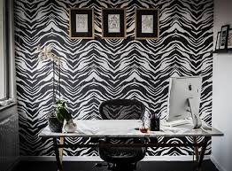 Cosalindosirlari Duvar Kagidi Denilince Bircogumuzun Aklina Bir Odanin Tum Duvarlari Ayni Duvar Kagidi Ile Kap Printed Shower Curtain Shower Curtain Curtains