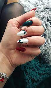 Ongle en gel deco noel. 16 Manucures De Noel Faciles Et Originales Idees Nail Art Fetes