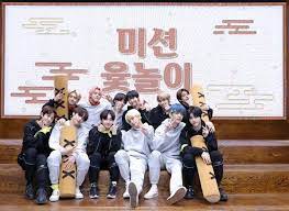 To play the 20 questions texting game, one player must pick something from their imagination; Txt Enhypen To Appear Together In New Variety Show Playground