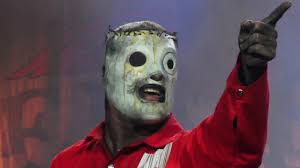 The duo discusses everything from music to star. Corey Taylor This Is My Favorite Slipknot Mask Ever Current One Doesn T Come Close Music News Ultimate Guitar Com