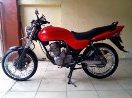 Modifikasi megapro primus minimalis, new megapro modif simple, modifikasi megapro primus touring, megapro primus modif pesek modif new honda megapro 2014 lebih gagah dan. Modifikasi Megapro Ferrari Blog Garasi Modifikasi