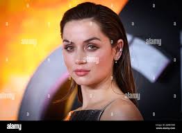 Ana de armas the gray man hi-res stock photography and images