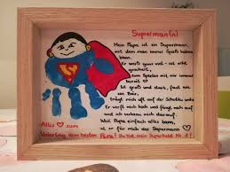 Vatertag Superman Handabdruck Basteln Mit Kindern Vatertag Basteln Vatertag Geschenke Basteln Geschenke Verpacken Geld